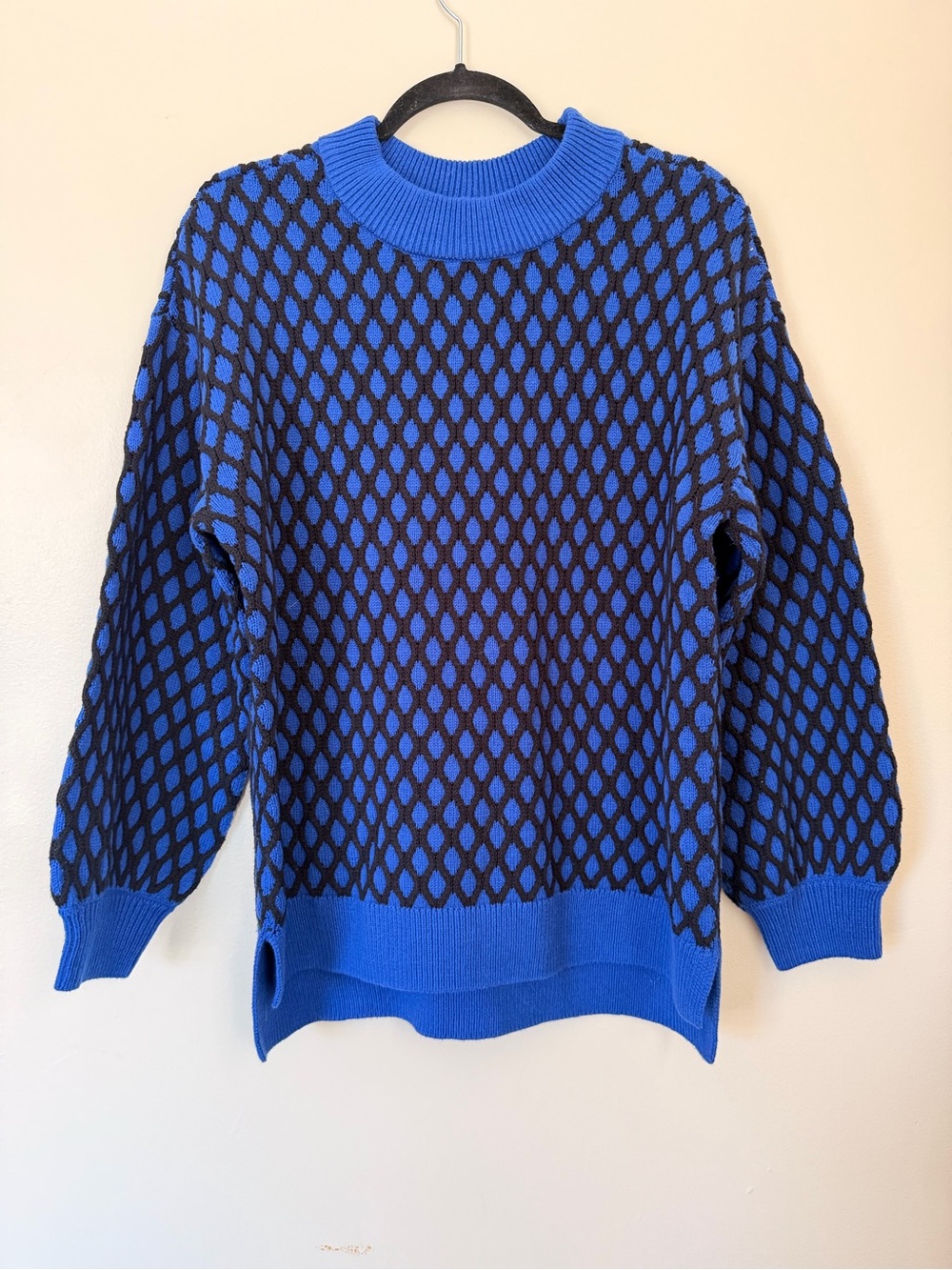 Lane Bryant LIVI Blue and Black Diamond-Pattern Crewneck Sweater Size Large